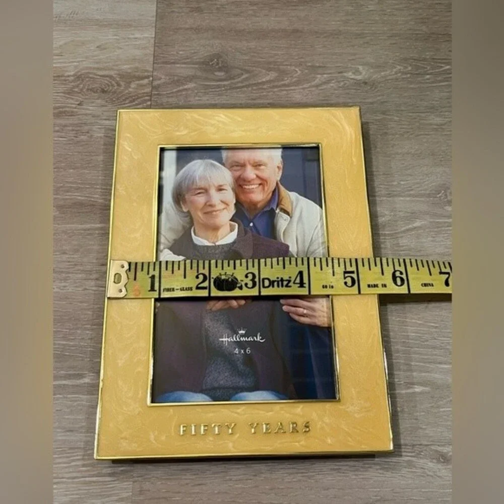Hallmark 4x6 50th Anniversary Gold Metal Frame New in Box.